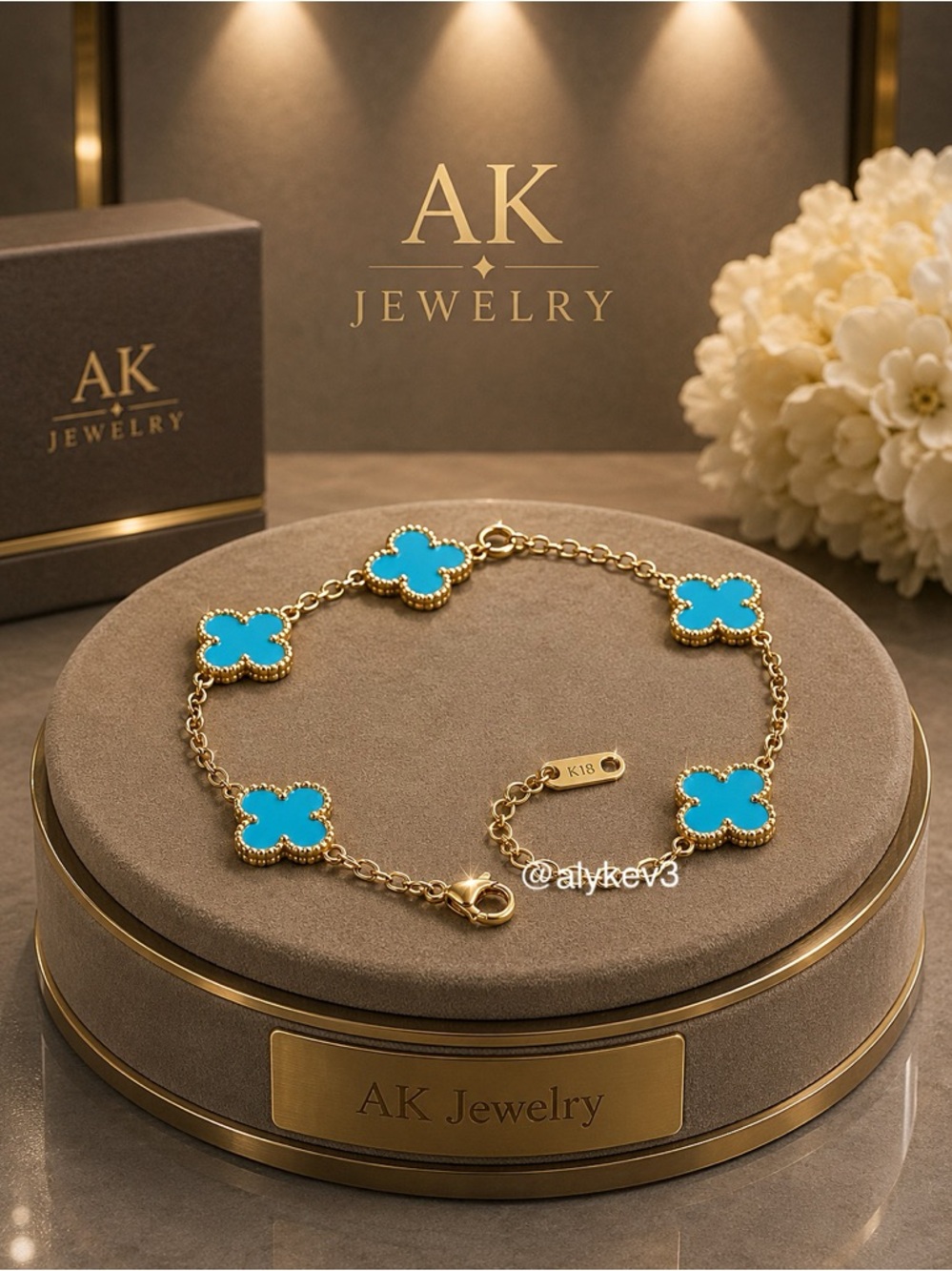 💎18k LUXURY QUATREFOIL Clover Flower 5 Motif Bracelet, Robins Egg Blue & Gold